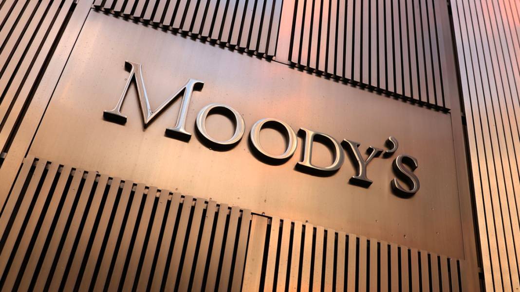 Moody’s Türkiye'nin kredi notunu pozitife çevirdi 1